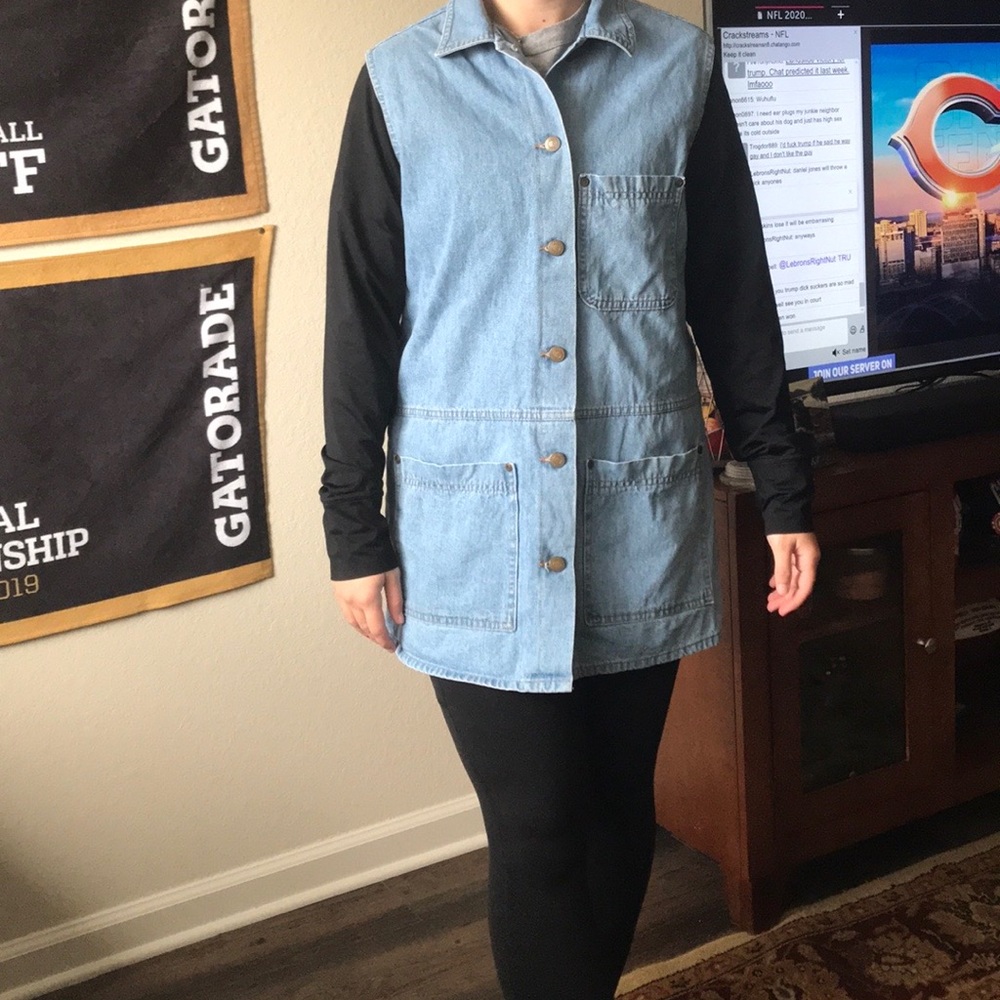 ⭐️90s Vintage blue jean vest or dress - Picture 11 of 13